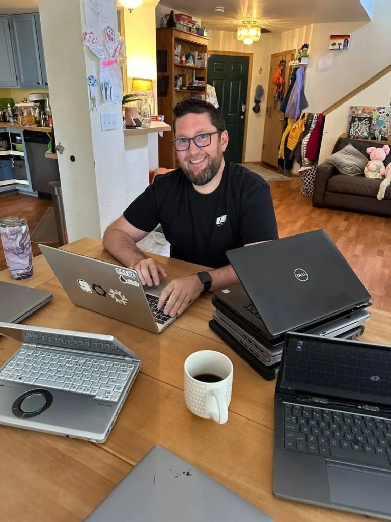 The ChromeOS of Linux: Basic use cases, impossible to break, ~1,000 happy(?) users, Nix based. Nixbook OS.